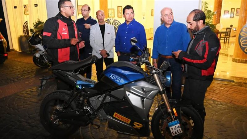 أشرف صبحي يلتقي المغامر