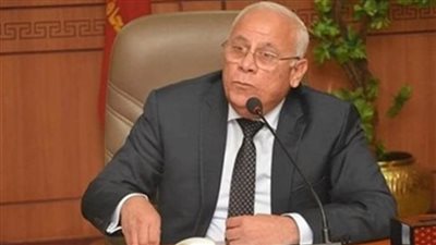 محافظ بورسعيد: إعادة بناء المواطن يعد الهدف الرئيسي للدولة المصرية