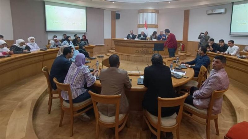 جانب من اللقاء