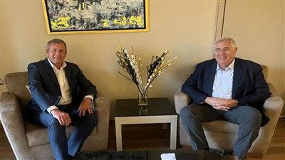 وزير الزراعة يبحث مع نظيره الإسترالي التعاون المشترك في المجال الزراعي