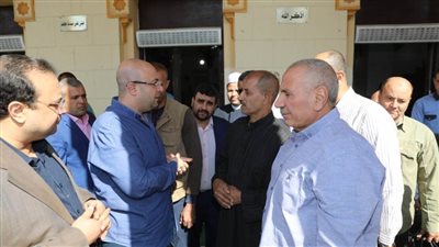 محافظ بني سويف يقوم بجولة تفقدية بعدد من الشوارع والميادين 