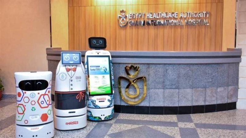 روبوتات ذكية بمستشفى