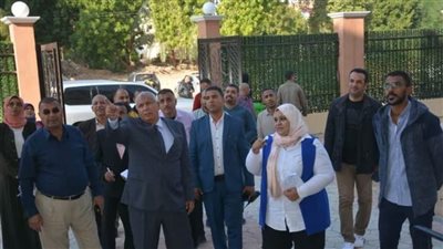 لافتتاحه خلال الفترة المقبلة.. محافظ الوادي الجديد يتابع التجهيزات الجارية بـ