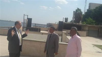 محافظ أسيوط يتفقد بعض المراسي النيلية لبحث سبل الاستفادة منها وطرحها للإيجار بالمزاد العلني