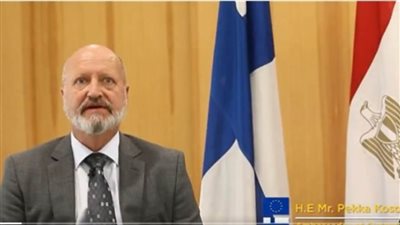 قمة المناخ.. سفير فنلندا يوجه حزمة نصائح لترشيد استهلاك الطاقة