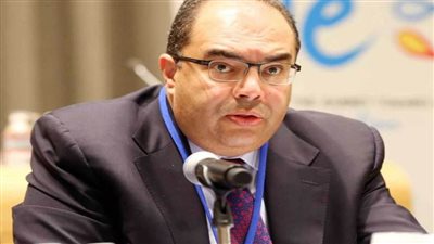 محيي الدين يشيد بمبادرة 