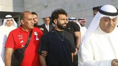 وصول محمد صلاح واستدعاء مروان حمدي للمنتخب