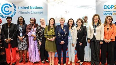 مايا مرسي تستعرض 