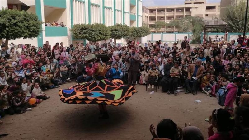 حضور كثيف من الأهالي