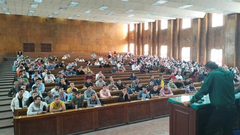 ندوة بجامعة بنى سويف