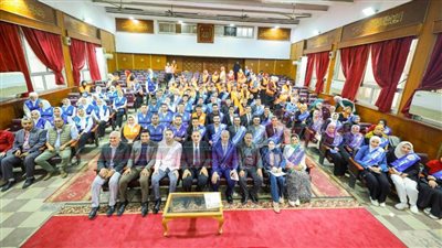 محافظ كفر الشيخ يستعرض المشروعات الخدمية بحضور برلمان الشباب