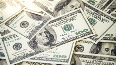 عاجل..استقرار أسعار صرف الدولار مقابل الجنيه المصري في بداية تعاملاته