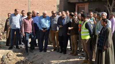  محافظ أسيوط يتفقد أعمال إنشاء محطات رفع صرف صحي قرى مجريس وبني فيز وأولاد إلياس بمركز صدفا