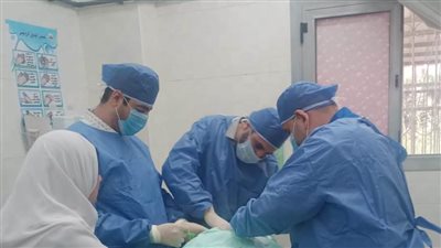 تركيب ٨ قساطر مستديمة لمرضى بمركز فريد عطية للكلى بالبحيرة