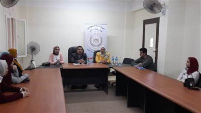 ندوة تثقيفية حول 