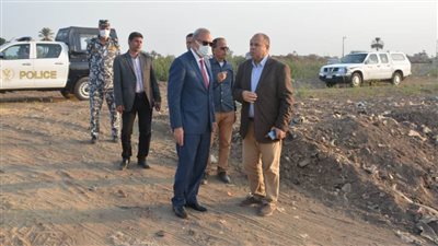 محافظ القليوبية يتابع الأعمال بمشروعات الطرق والكباري في بنها