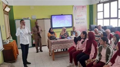 مبادرات وندوات تثقيفية حول 