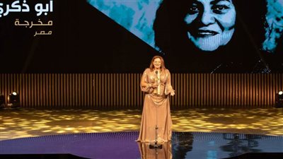 طارق الشناوي يحاور كاملة أبوذكرى الحاصلة على جائزة فاتن حمامة بـ