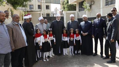 بعد أسوان.. وكيل الأزهر يواصل جولته في صعيد مصر ويتفقد معاهد قنا