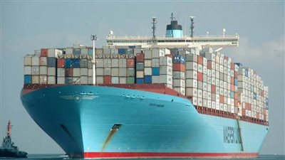 78 سفينة تعبر قناة السويس من الاتجاهين 