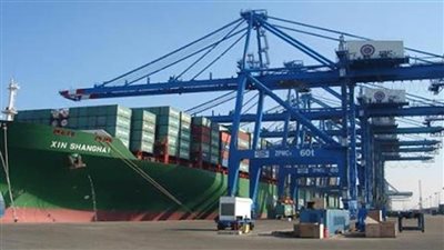 تداول 26 سفينة للحاويات والبضائع العامة بميناء دمياط