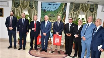 بحث توقيع اتفاقية تآخ بين مدينتي شرم الشيخ و