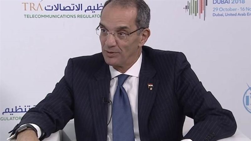 وزير الاتصالات وتكنولوجيا