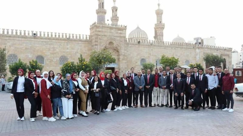 وفد جامعة المنيا