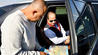 عاجل.. الرئيس السيسي يتفقد الأعمال الإنشائية بعدد من محاور القاهرة 