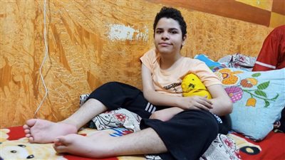 والد طفل مصاب بضمور العضلات بالدقهلية: نفسي يتعالج وأشوفه بيمشي