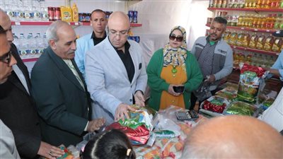 معرض السلع الغذائية والتموينية والخضار بأسعار مخفضة  ببنى سويف