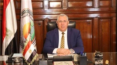 وزير الزراعة يؤكد أهمية متابعة المشروعات والمبادرات المتعلقة بتطوير منظومة الري الحقلي