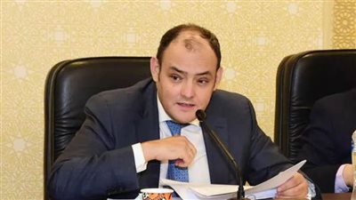 وزير التجارة يبحث مع سفير الصين بالقاهرة سبل تعزيز التعاون الاقتصادي بين البلدين