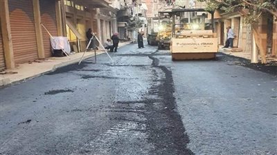 تنفيذ أعمال الرصف بمنطقة المنيا بدمياط ضمن مشروع تطوير المناطق غير المخططة