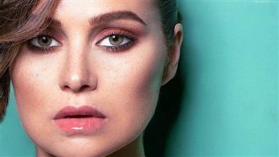 يسرا اللوزي تكشف تفاصيل توجهها لطبيبة نفسية