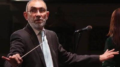 عبد الوهاب وبليغ وكمال الطويل في حفل القومية بالمسرح الكبير .. الخميس