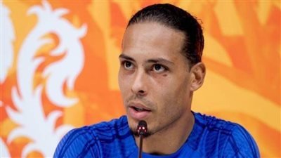 فان دايك: أتمنى أن يستفيد منتخب هولندا من غياب ماني