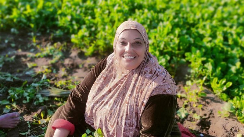 الزوجة هند محمد