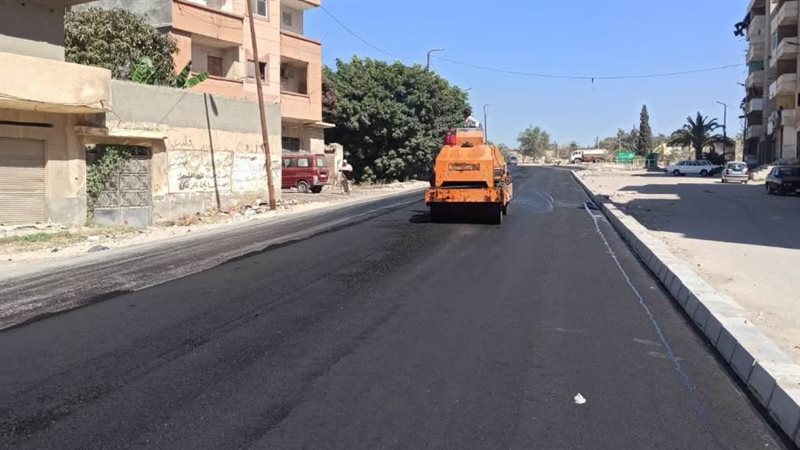 رصف شوارع حي العامرية