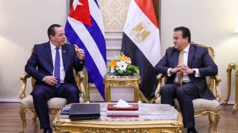 وزير الصحة ونظيره