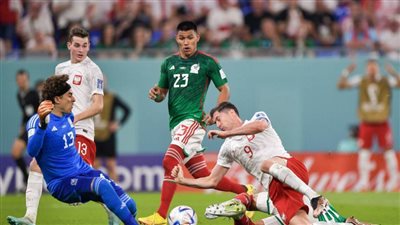 المكسيك ترفض الهزيمة أمام بولندا وتهدي السعودية فرصة من ذهب