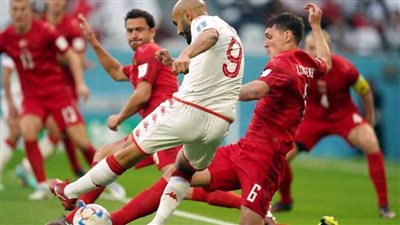 نجم الكرة التونسية السابق: الجميع توقع خسارة المنتخب أمام الدنمارك والتعادل كان جيدًا