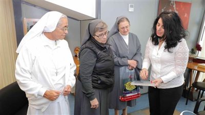  العامة للراهبات الساليزيانيات تزور مكتبة الإسكندرية