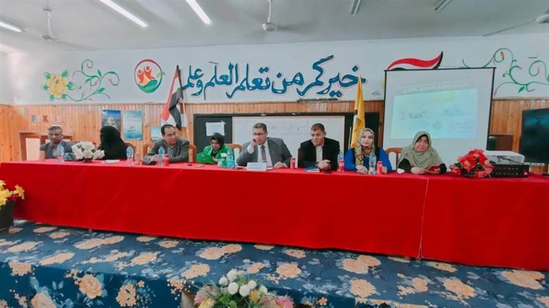 خلال الندوة بالعريش