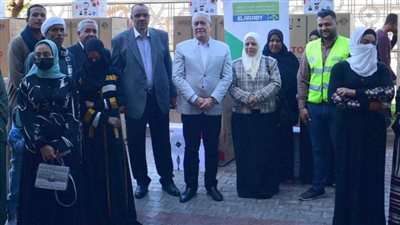 حياة كريمة في الأقصر.. محافظ الأقصر يشهد تسليم 