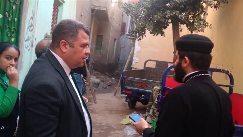 إزالة سطح كنيسة ببني