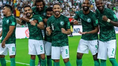 منتخبا السعودية وبولندا يعلنان تشكيل مباراتهما في كأس العالم