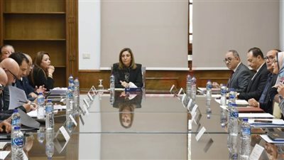 ننشر تفاصيل ترأس وزيرة الثقافة اجتماع قيادات الوزارة