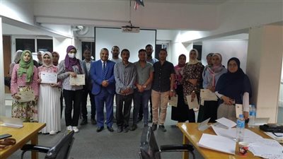 مهارات العرض الفعال برنامج تدريبي ينظمه مركز تنمية القدرات بجامعة سوهاج 