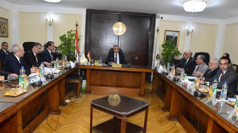 خلال اللقاء